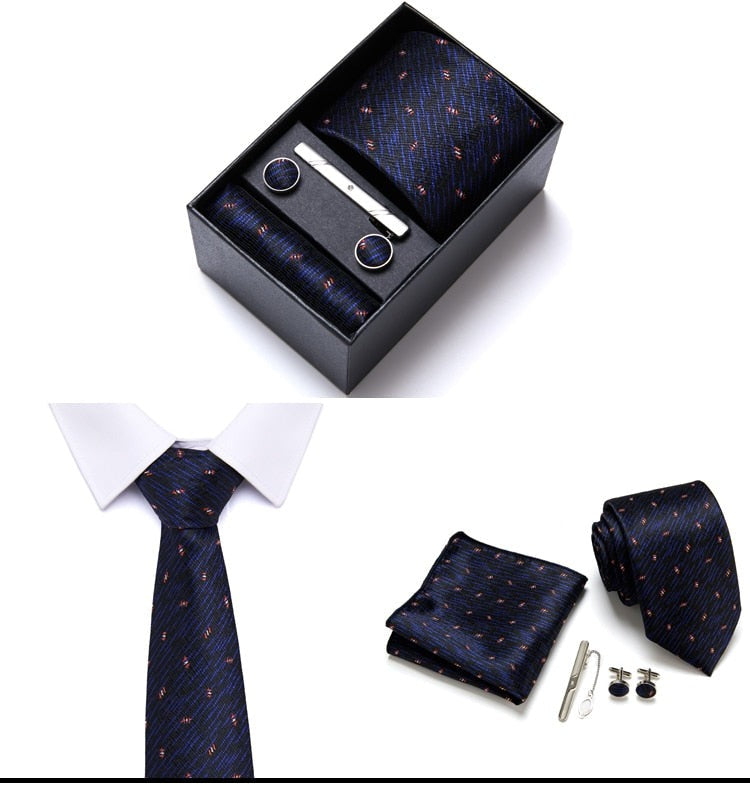 Men Suits Royal Accessories Set of 4