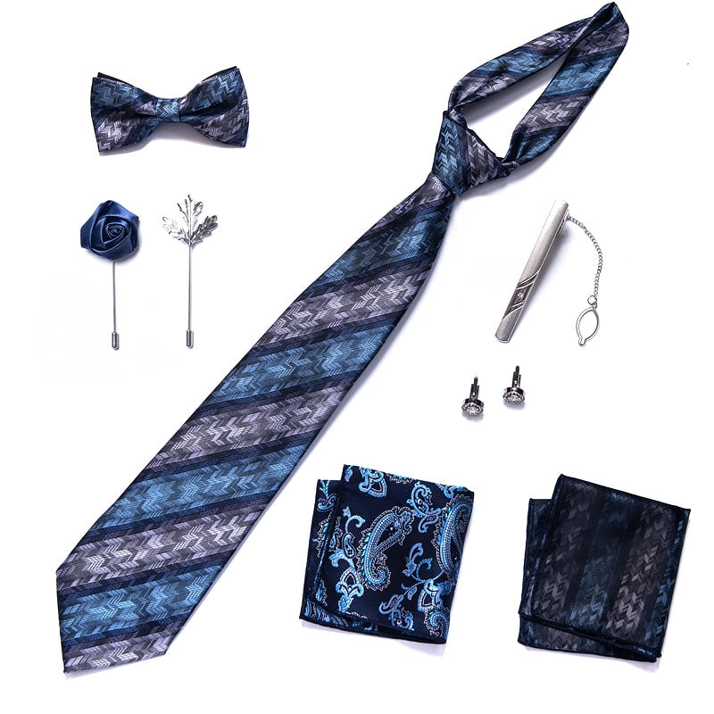 Men Suits Royal Accessories Set of 8